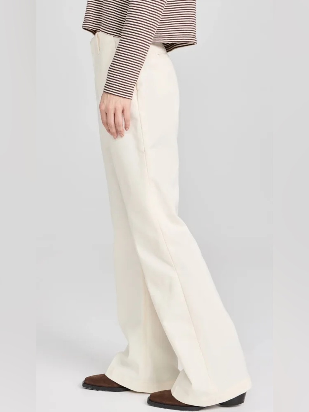 RE/DONE Mid-Rise Flared Trouser Ivory Jean (125) - Picture 3 of 9